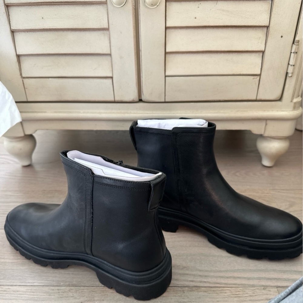 Vince Men’s Romero Boot NWT